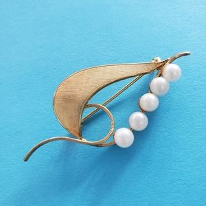12K GF Cultured Pearl Pin